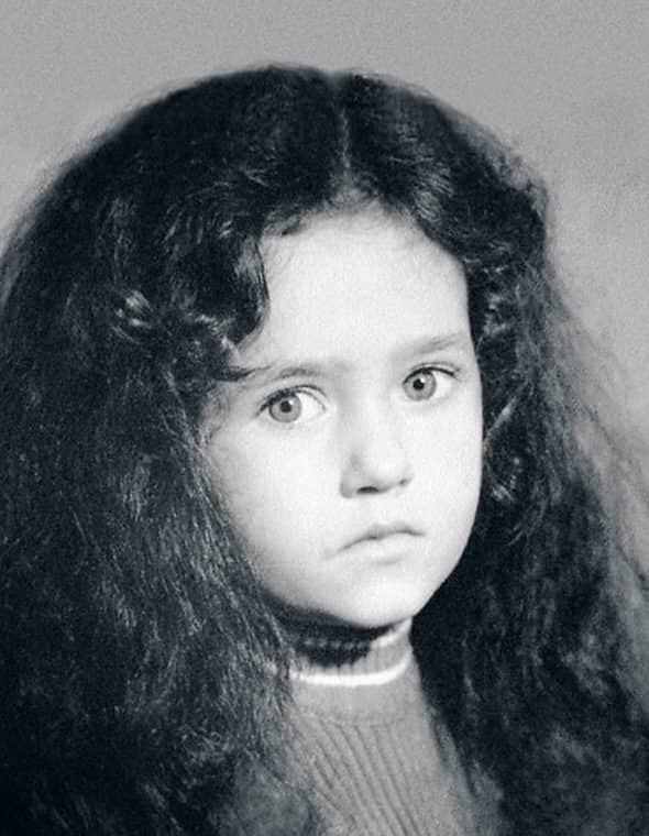 Виктория Исакова в детстве
