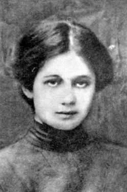 Анна Ахматова в юности