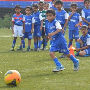 Bengaluru-Football-Club-Junior-Football-Training-300x300