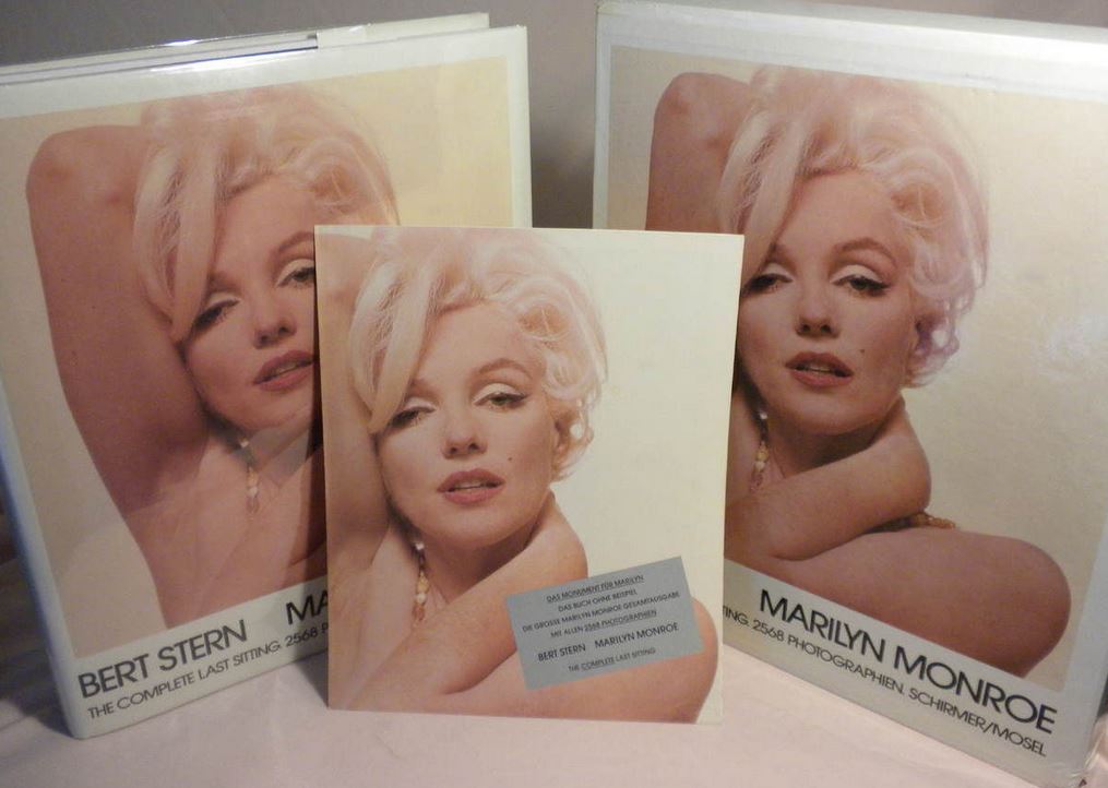 Top 10 Marilyn Monroe Collectibles 11