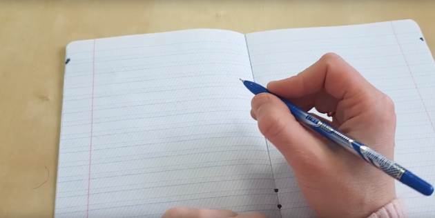 Как научиться красиво писать: убедитесь, что вы правильно держите ручку или карандаш