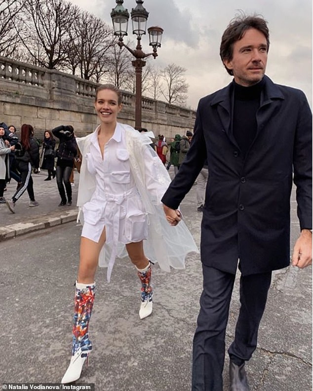Speaking in the Telegraph, she admitted that Antoine (seen together during fashion week) does not do the cooking, adding: 