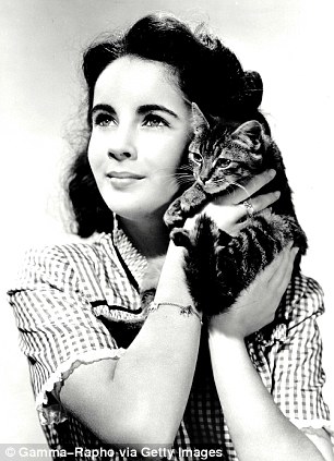 Elizabeth Taylor in 1940, when the photograph of model and dancer Lee Evans was taken