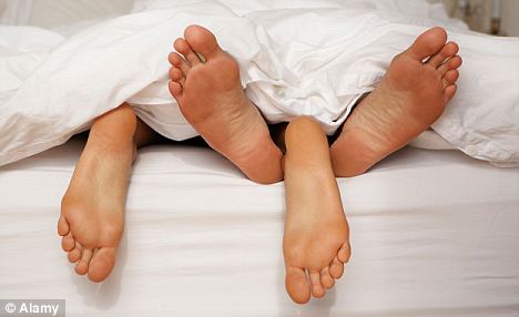 Bed alert: Females are promiscuous to prevent inbreeding, says a new study
