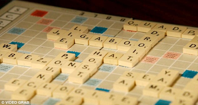 A new study reveals that by 20 years-old, a native English speaking American knows 42,000 of dictionary words. Researchers also found that as we grow older, one new word is added to our vocabulary every two days which means the average person will know an additional 6,000 words by age 60