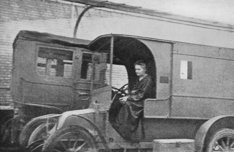 Marie Curie - Mobile Military Hospital X-Ray-Unit
