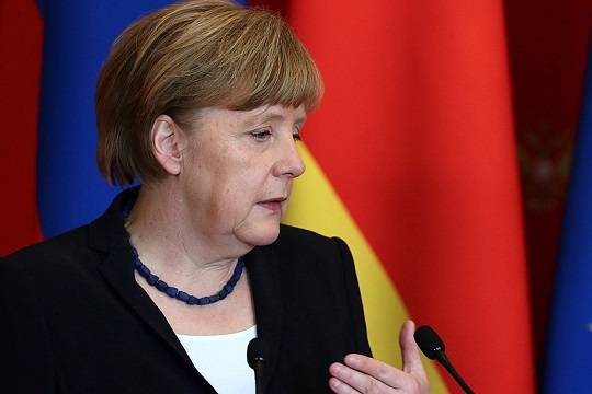 «Альтернатива для Германии» направила в суд жалобу на Ангелу Меркель