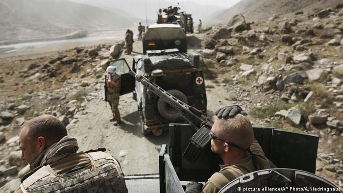 ISAF Soldaten Afghanistan (picture alliance/AP Photo/A.Niedringhaus)