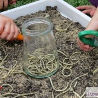 Sensory Play Ideas for Kids and Toddlers- Digging for Spaghetti Worms